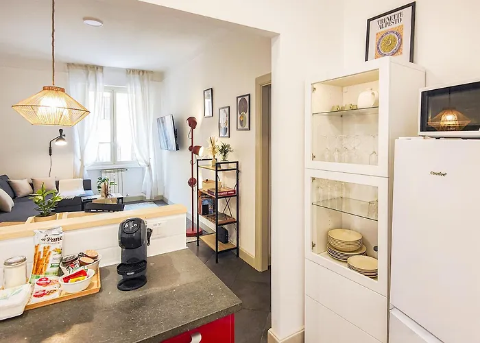 50mt Metro Station - 20min Walking From Colosseum - Romecentralhouse - Elegant And Fully Equipped Apartment *
