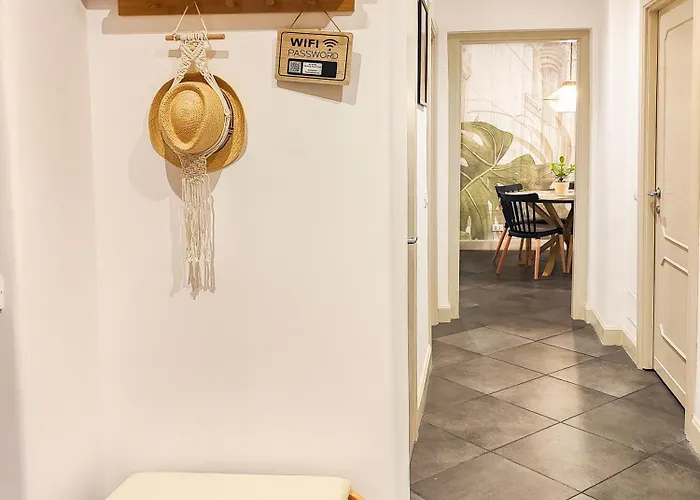 50mt Metro Station - 20min Walking From Colosseum - Romecentralhouse - Elegant And Fully Equipped Rome